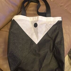 Lululemon Black and White Tote Bag